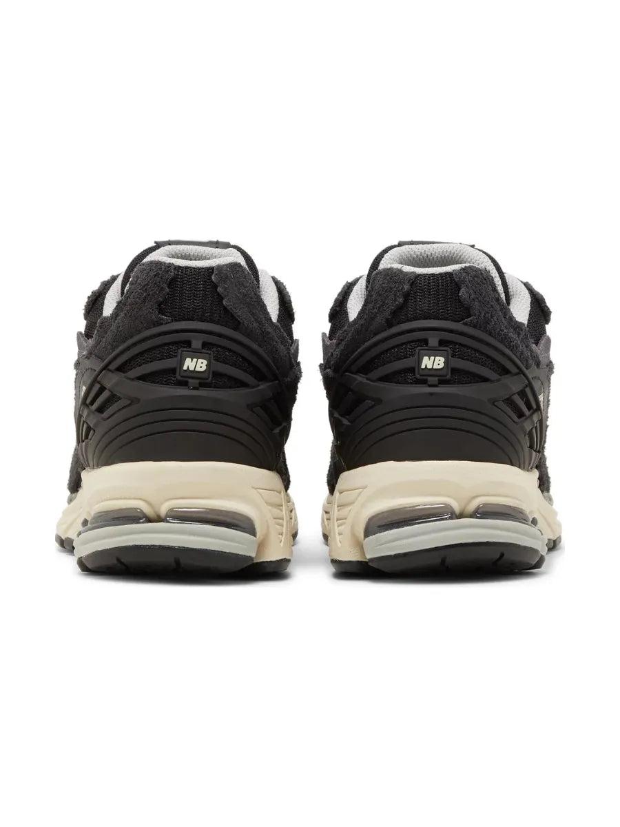 1906D 'Protection Pack - Black'