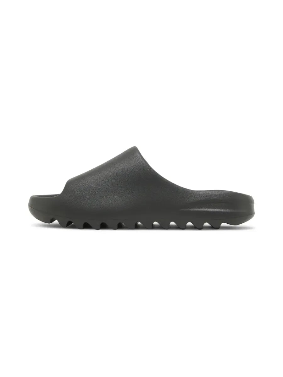 Yeezy Slides 'Dark Onyx'